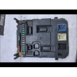 PLATINE FUSIBLE HABITACLE