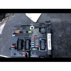 PLATINE FUSIBLE HABITACLE