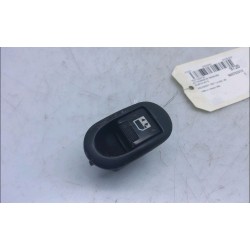 ACTIONNEUR SERRURE PORTE AV G