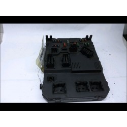 PLATINE FUSIBLE HABITACLE