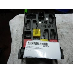 PLATINE FUSIBLE HABITACLE