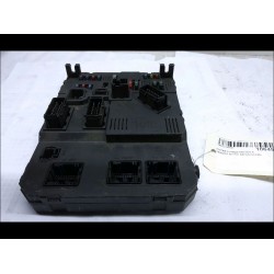 PLATINE FUSIBLE HABITACLE