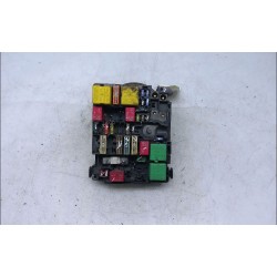 PLATINE FUSIBLE HABITACLE