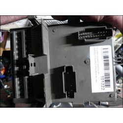 PLATINE FUSIBLE HABITACLE