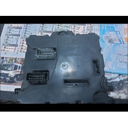 PLATINE FUSIBLE HABITACLE