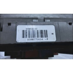 PLATINE FUSIBLE HABITACLE