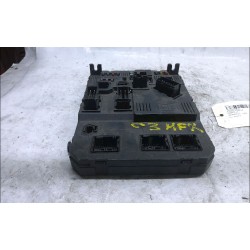 PLATINE FUSIBLE HABITACLE