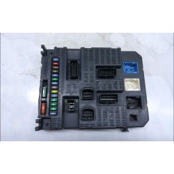 PLATINE FUSIBLE HABITACLE