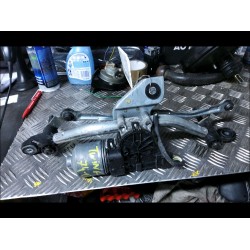 MOTEUR ESSUIE-GLACE AV