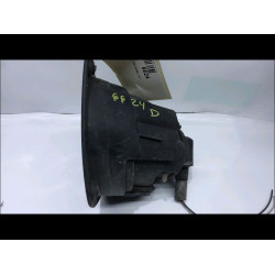 PHARE ANTIBROUILLARD AV D