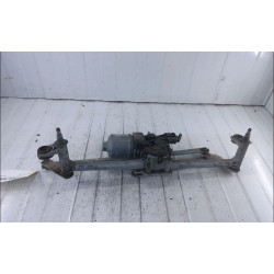 MOTEUR ESSUIE-GLACE AV