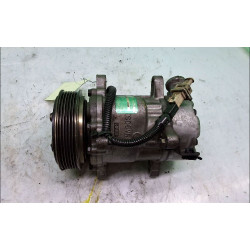 COMPRESSEUR AIR CONDITIONNE