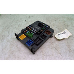 PLATINE FUSIBLE HABITACLE