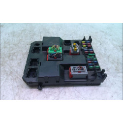 PLATINE FUSIBLE HABITACLE