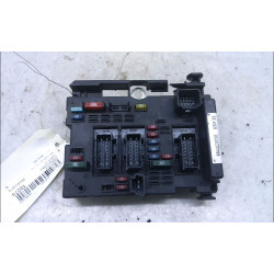 PLATINE FUSIBLE HABITACLE