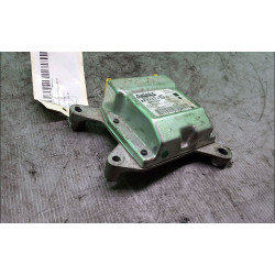 BOITIER PRETENSIONNEUR