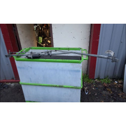 MOTEUR ESSUIE-GLACE AV