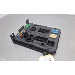 PLATINE FUSIBLE HABITACLE