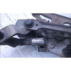 MOTEUR ESSUIE-GLACE AV