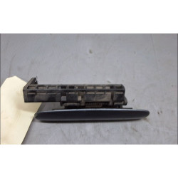 POIGNEE EXT PORTE AR D