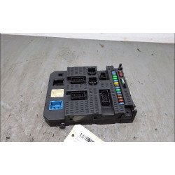 PLATINE FUSIBLE HABITACLE